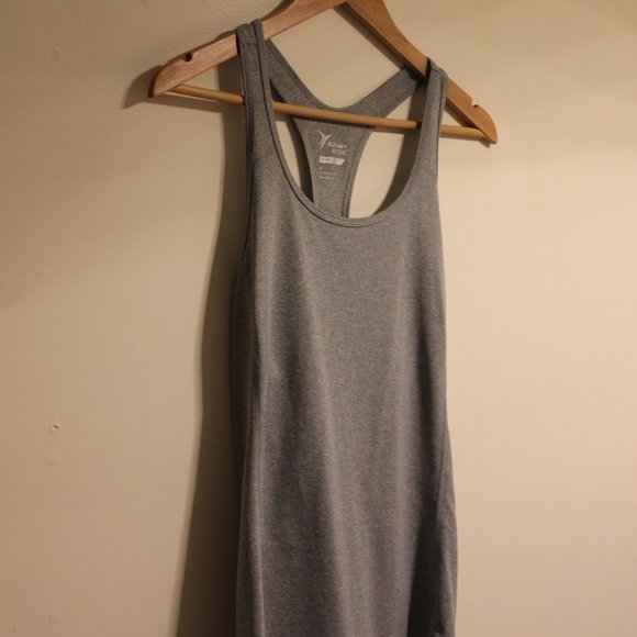 Old Navy Grey Activewear Run Tank Top - Picture 6 of 7